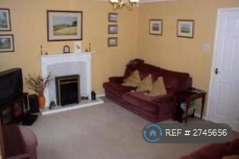 3 bedroom semi-detached house to rent, Hepleswell, Milton Keynes, MK8