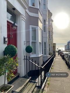 2 bedroom penthouse to rent, Devonshire Place, Brighton, BN2