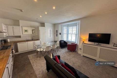 2 bedroom penthouse to rent, Devonshire Place, Brighton, BN2