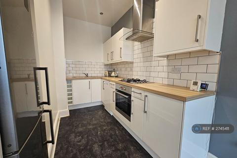 2 bedroom flat to rent, Clifford Street, Glasgow, G51