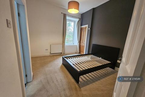 2 bedroom flat to rent, Clifford Street, Glasgow, G51