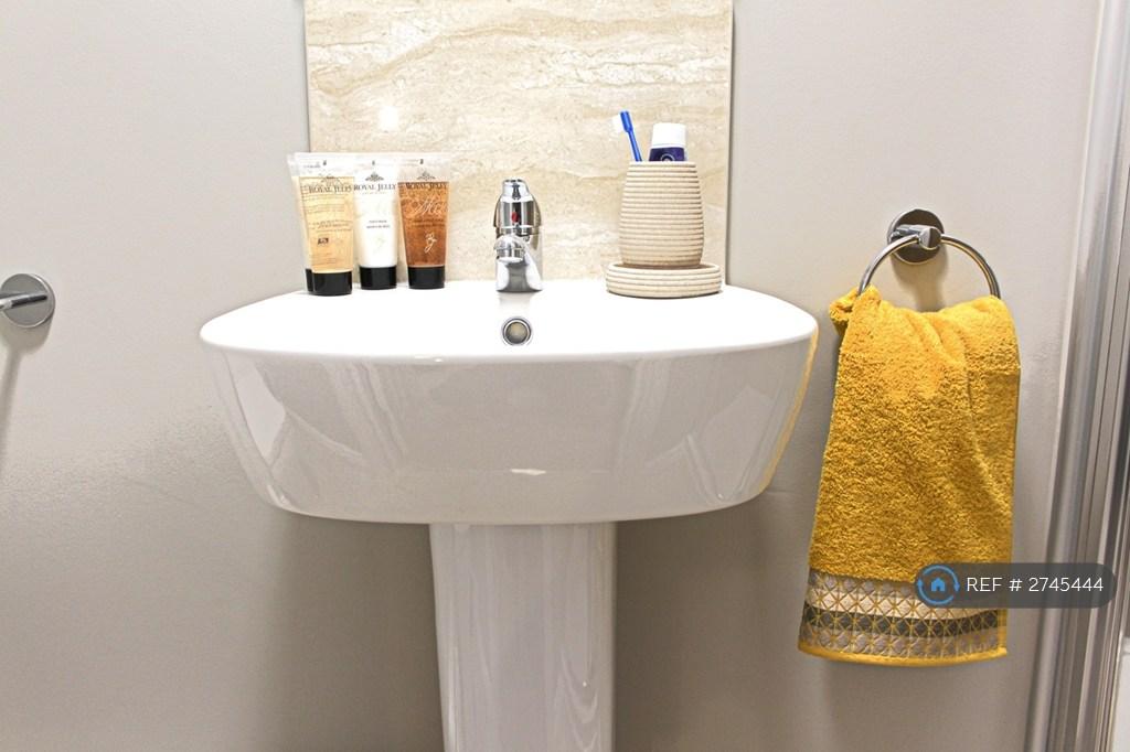 Room 1 Has a Luxury En-Suite Shower Room