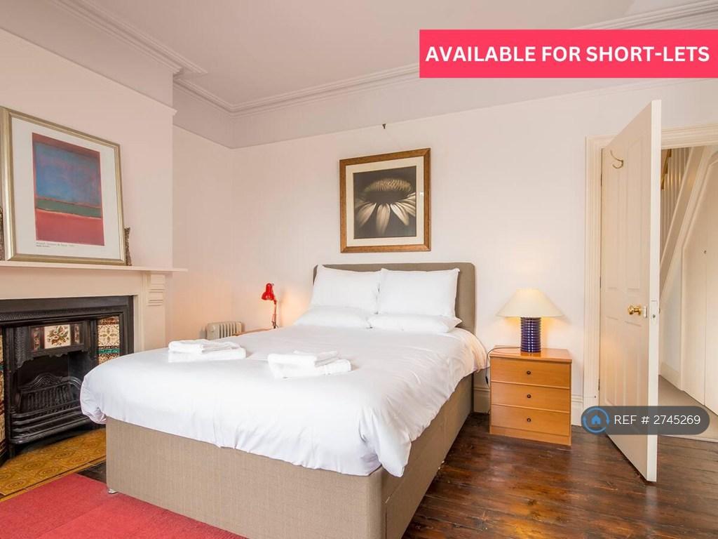 King Size Bedroom