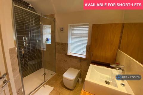 4 bedroom terraced house to rent, Plasturton Avenue, Cardiff, CF11