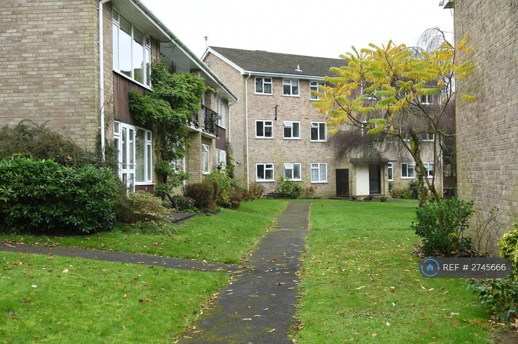 Exterior 3