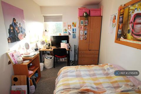 4 bedroom flat to rent, Fieldings Lodge, Winchester, SO22