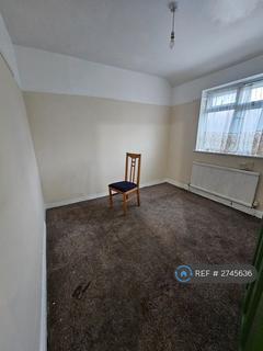 1 bedroom in a house share to rent, Mapleton Crescent, Enfield, EN3