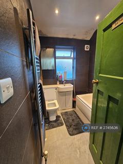 1 bedroom in a house share to rent, Mapleton Crescent, Enfield, EN3