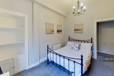 1 bedroom flat to rent, Bryson Road, Edinburgh, EH11