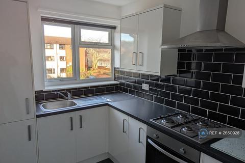 2 bedroom flat to rent, Downhill, Sunderland, SR5