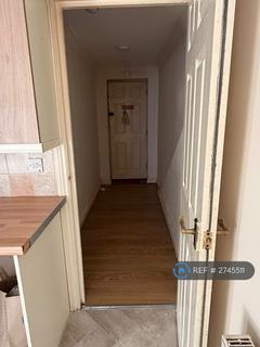 2 bedroom flat to rent, Abbey Road, Torquay, TQ2