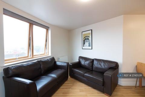 4 bedroom flat to rent, Mulberry Court, Southampton, SO14