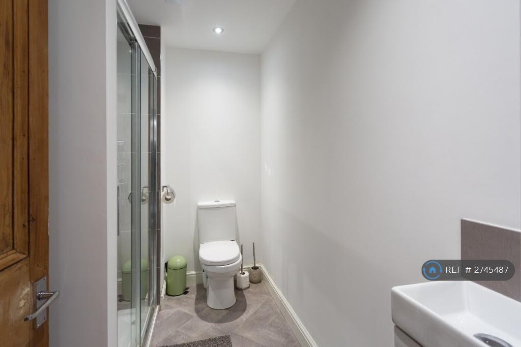 Bathroom 2