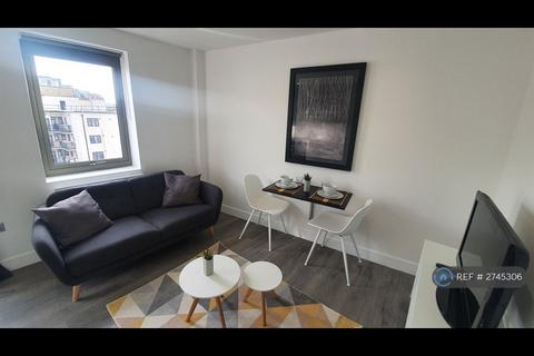 undefined, Commercial Road, London, E1