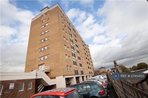 undefined, Madison Heights, Hounslow, TW3