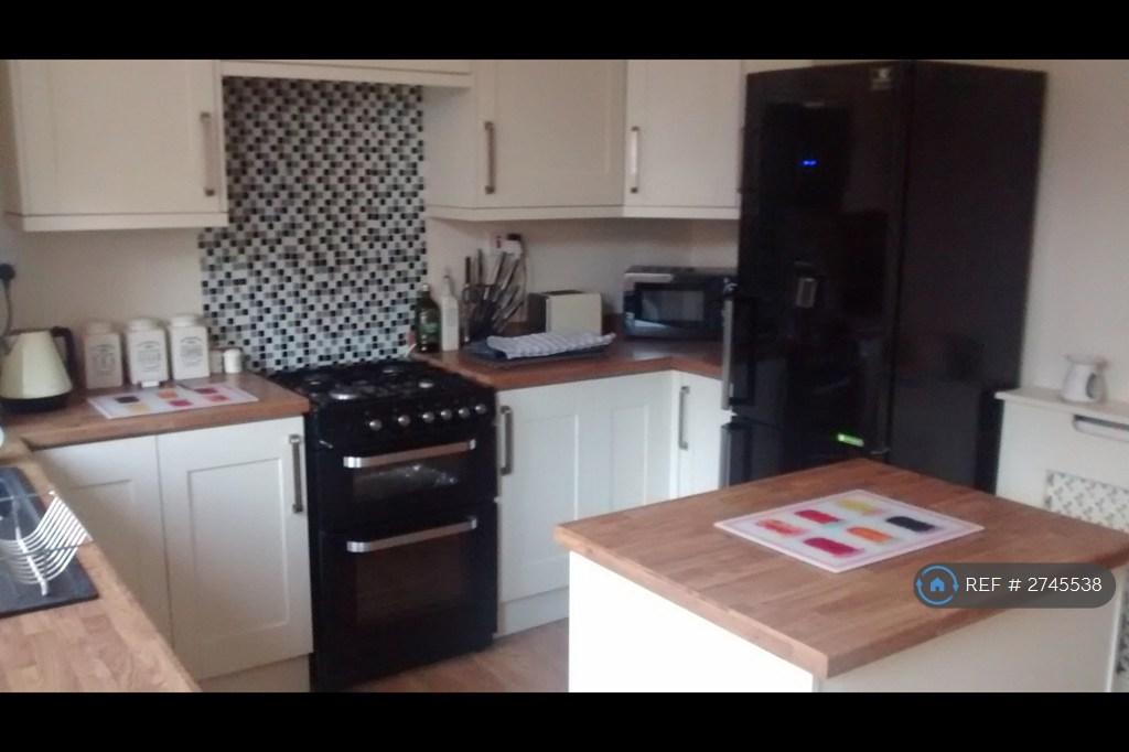 Kitchen With Island