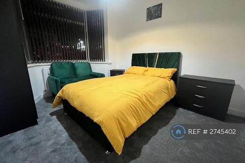 1 bedroom in a house share to rent, Bell Lane, Northfield, Birmingham, B31