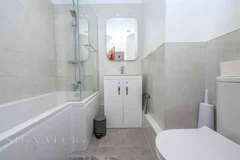 2 bedroom terraced house for sale, Abbey Drive, Abbots Langley