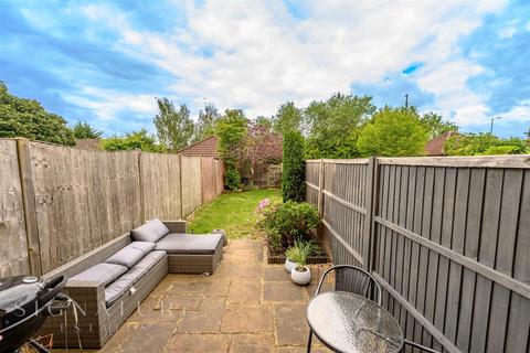 2 bedroom terraced house for sale, Abbey Drive, Abbots Langley