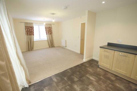 2 bedroom house to rent, Sheen Gardens, Heald Green, Manchester