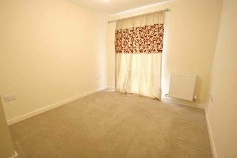 2 bedroom house to rent, Sheen Gardens, Heald Green, Manchester