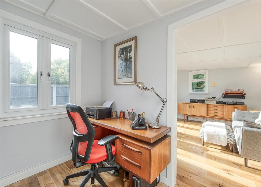 43 Lane Green Road-12.jpg