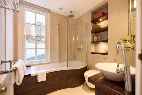 2 bedroom terraced house to rent, Uxbridge Street
