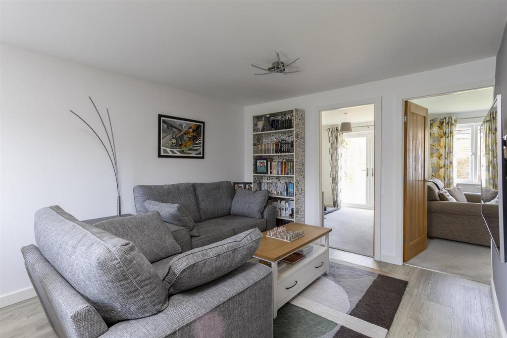 2 Orchard Way  4.jpg