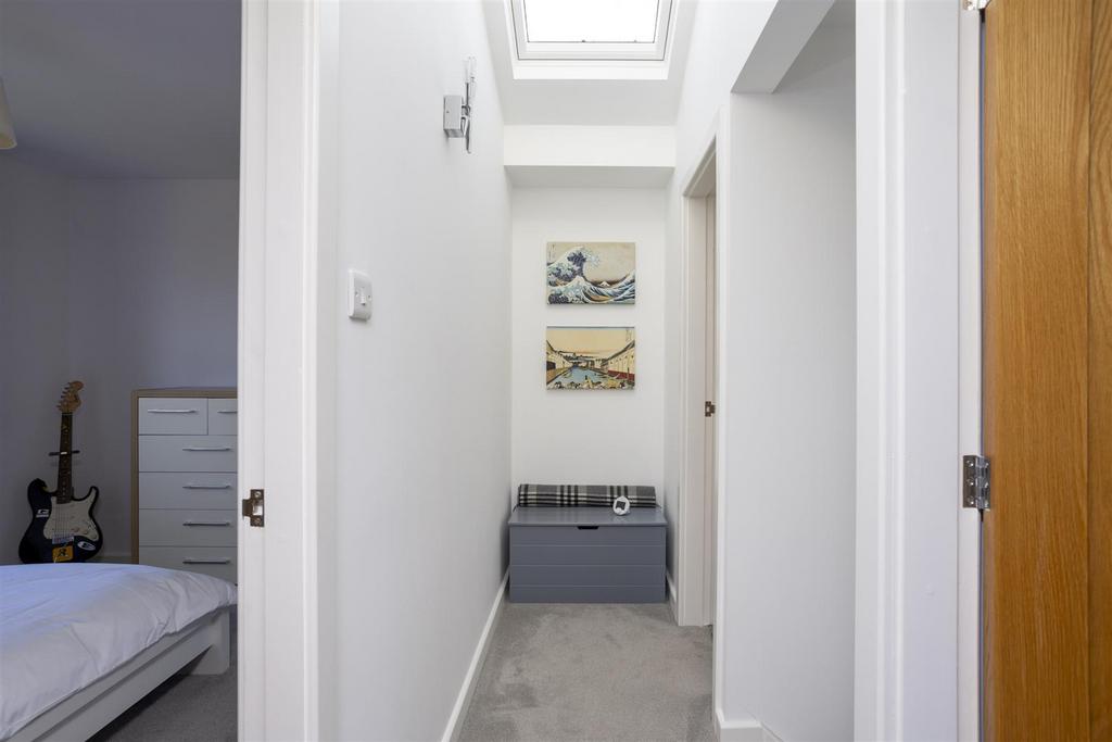 2 Orchard Way  31.jpg