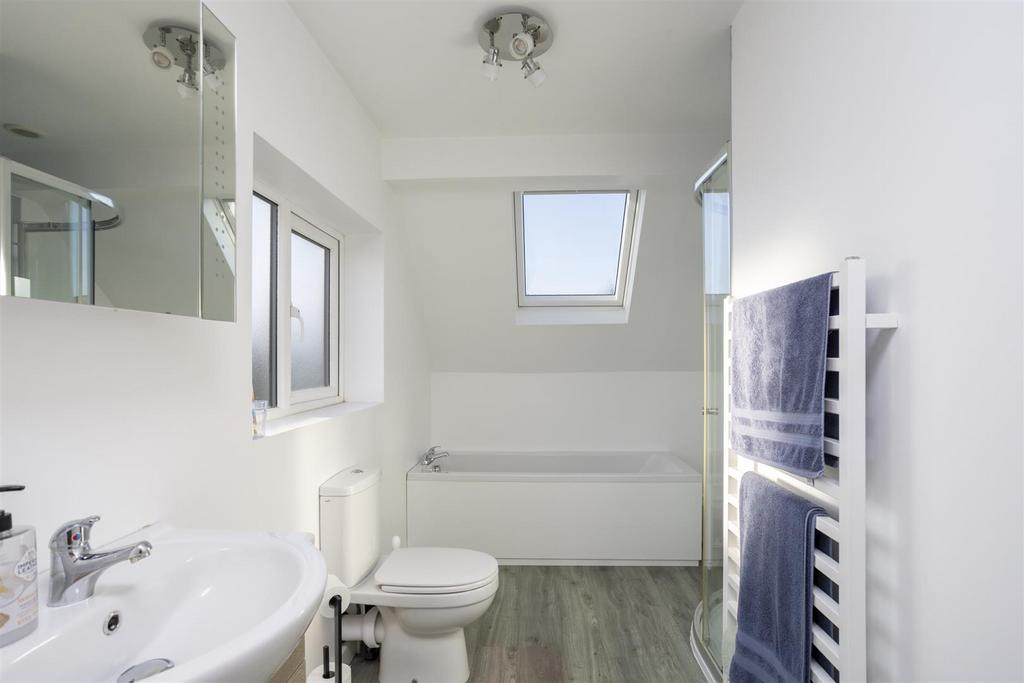 2 Orchard Way  29.jpg