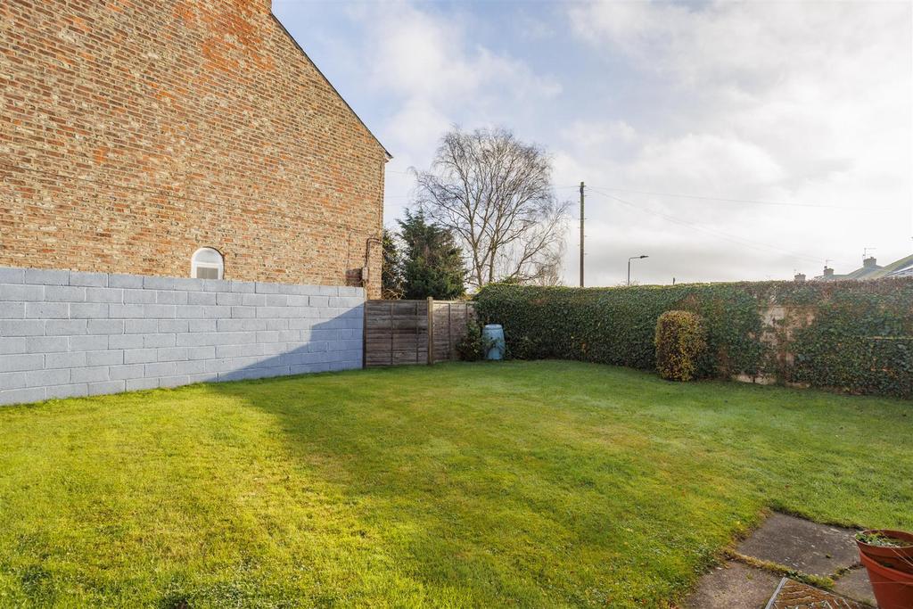 2 Orchard Way  32.jpg