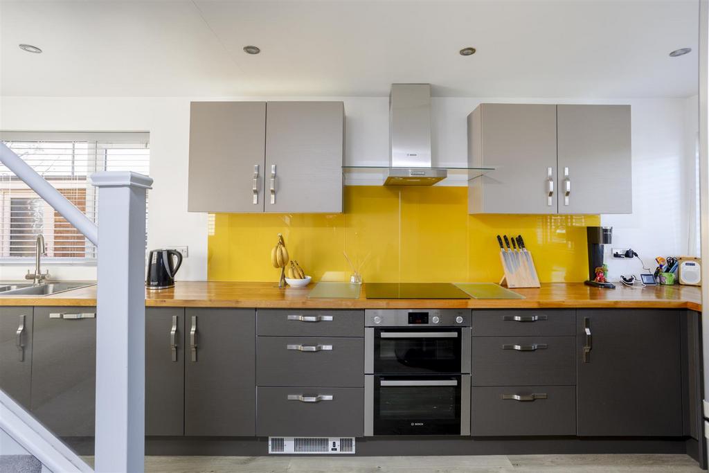 2 Orchard Way  20.jpg