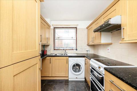 2 bedroom apartment to rent, St Mary Le Park Court, Parkgate Road, London