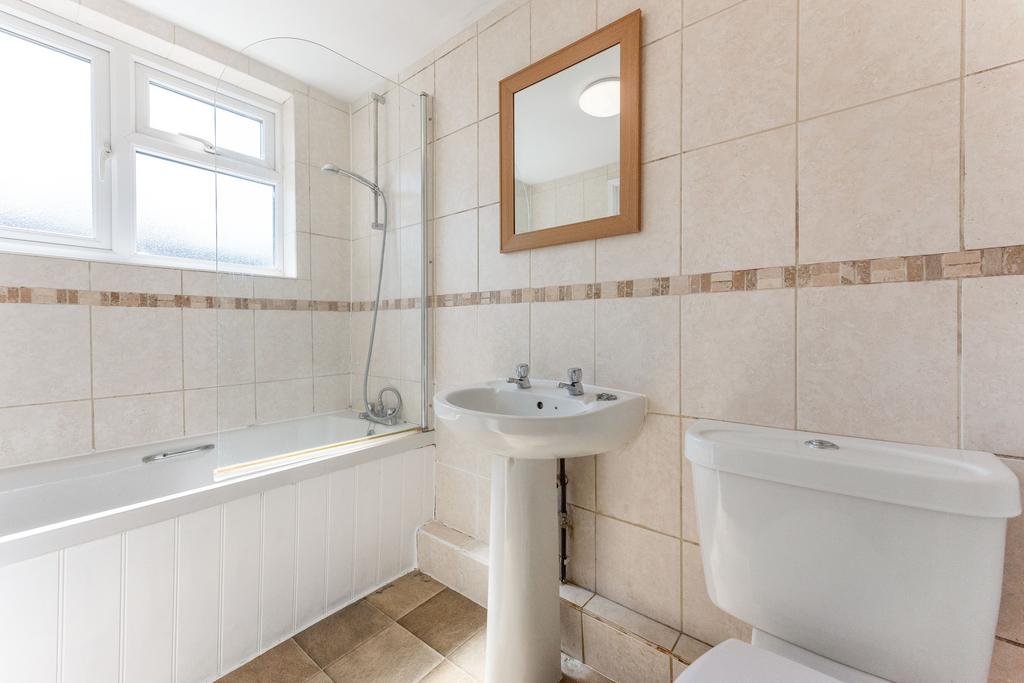 6 Communal Bathroom