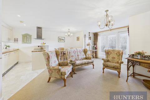 1 bedroom apartment for sale, Scalby Mills Road, Scarborough
