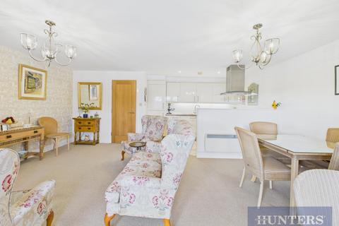 1 bedroom apartment for sale, Scalby Mills Road, Scarborough