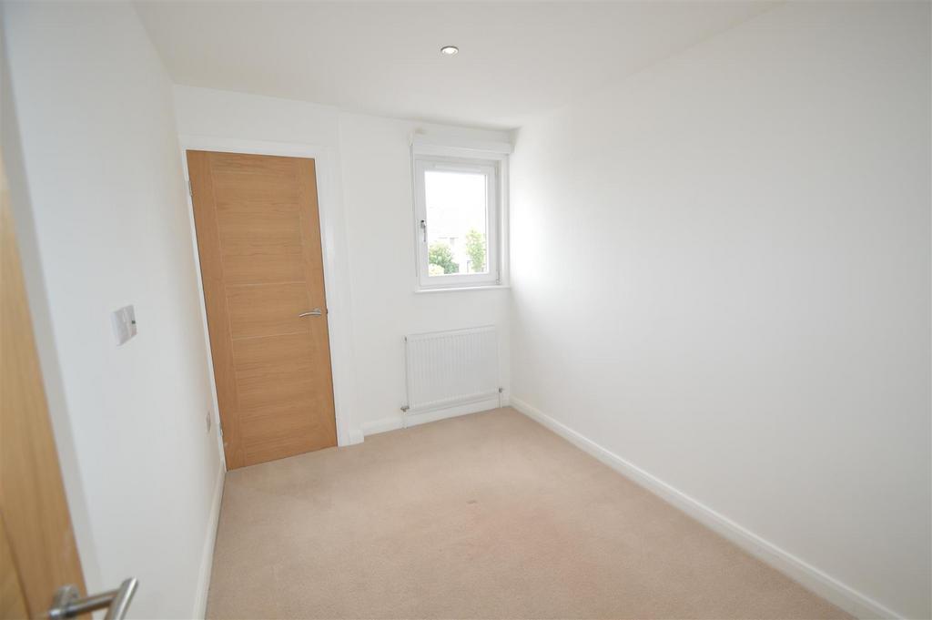 Bedroom 4 .JPG