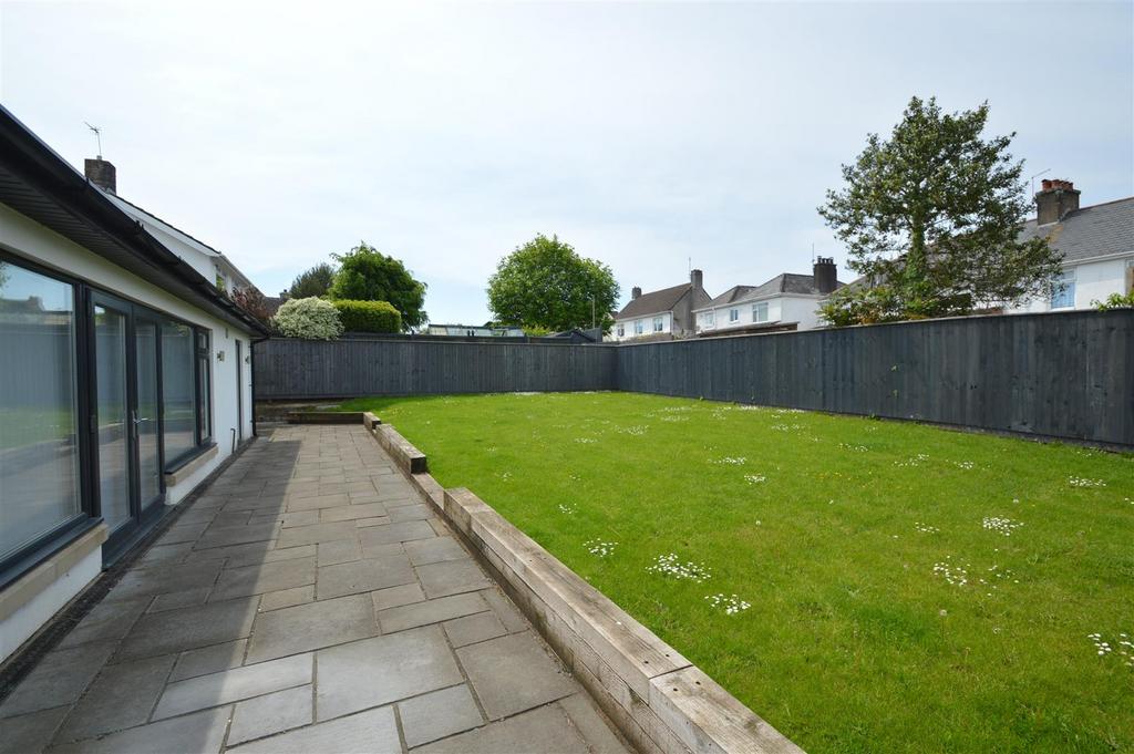 Rear garden .JPG