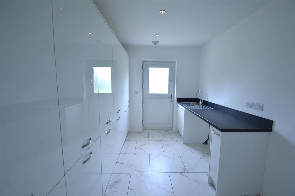 Utility room .JPG