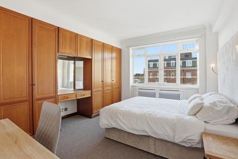 1 bedroom apartment to rent, CHATSWORTH COURT, PEMBROKE ROAD, LONDON, W8
