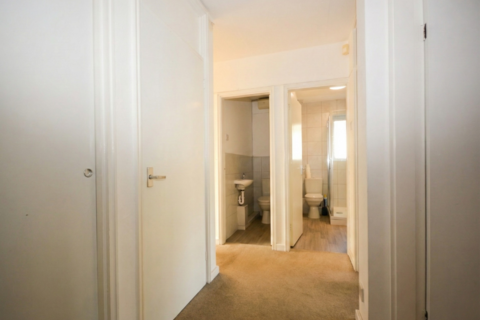 2 bedroom apartment to rent, Links View Court, Whitefield, M45 7HP