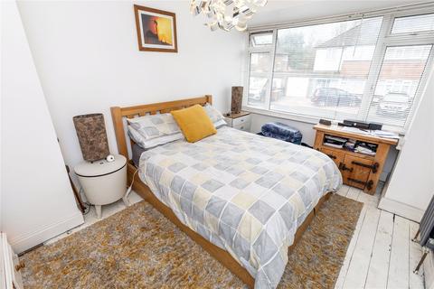 4 bedroom semi-detached house for sale, Brook Road, Merstham, Redhill, Surrey, RH1