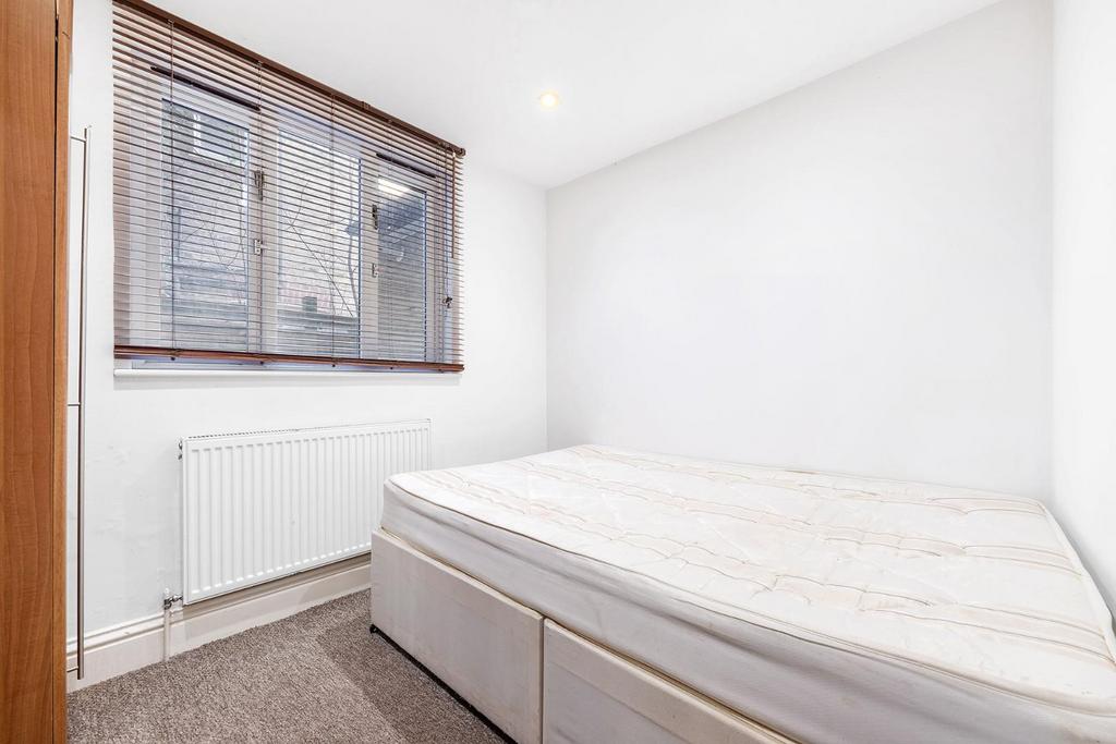 Bedroom 3.JPG