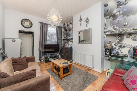 2 bedroom ground floor flat for sale, Stanmore Road, London, N15