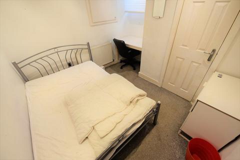 undefined, 21 Harold Grove