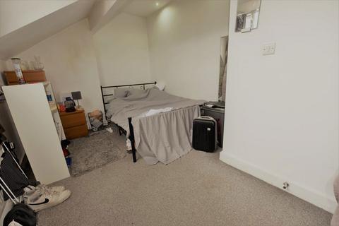 undefined, 21 Harold Grove