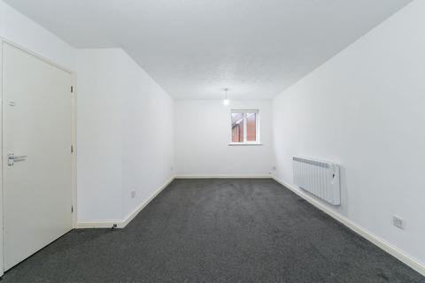 2 bedroom flat for sale, Lords Close, Shenley, Radlett