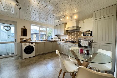 undefined, Wood Street, Skelmanthorpe HD8 9BN