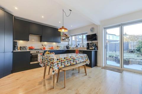 3 bedroom semi-detached house for sale, Beech Lees, Farsley, Pudsey, West Yorkshire, LS28