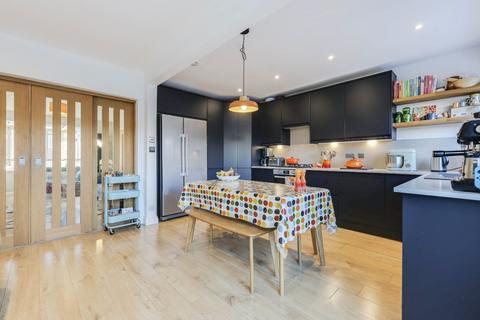 3 bedroom semi-detached house for sale, Beech Lees, Farsley, Pudsey, West Yorkshire, LS28